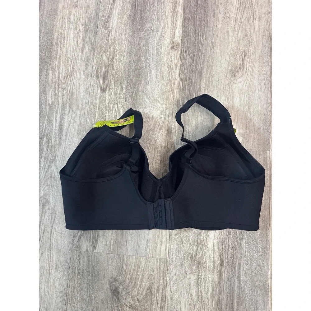 Vanity Fair Lingerie Sport Medium Impact Wireless Bra Size 42D‎ NWT